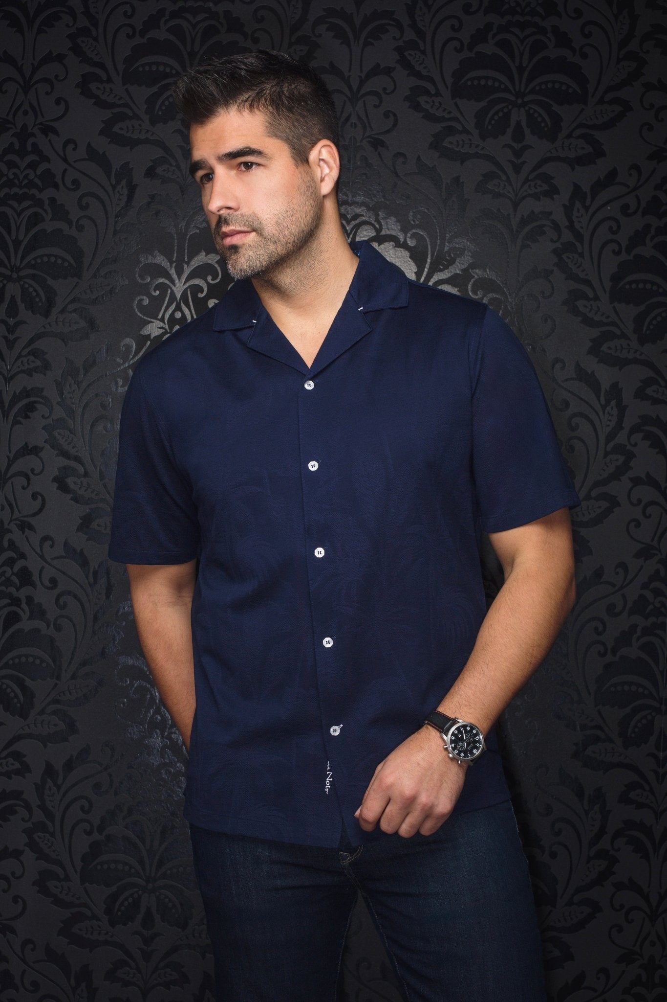 Manches Courtes Flat Collar | BRAHEA, Navy - AU NOIR