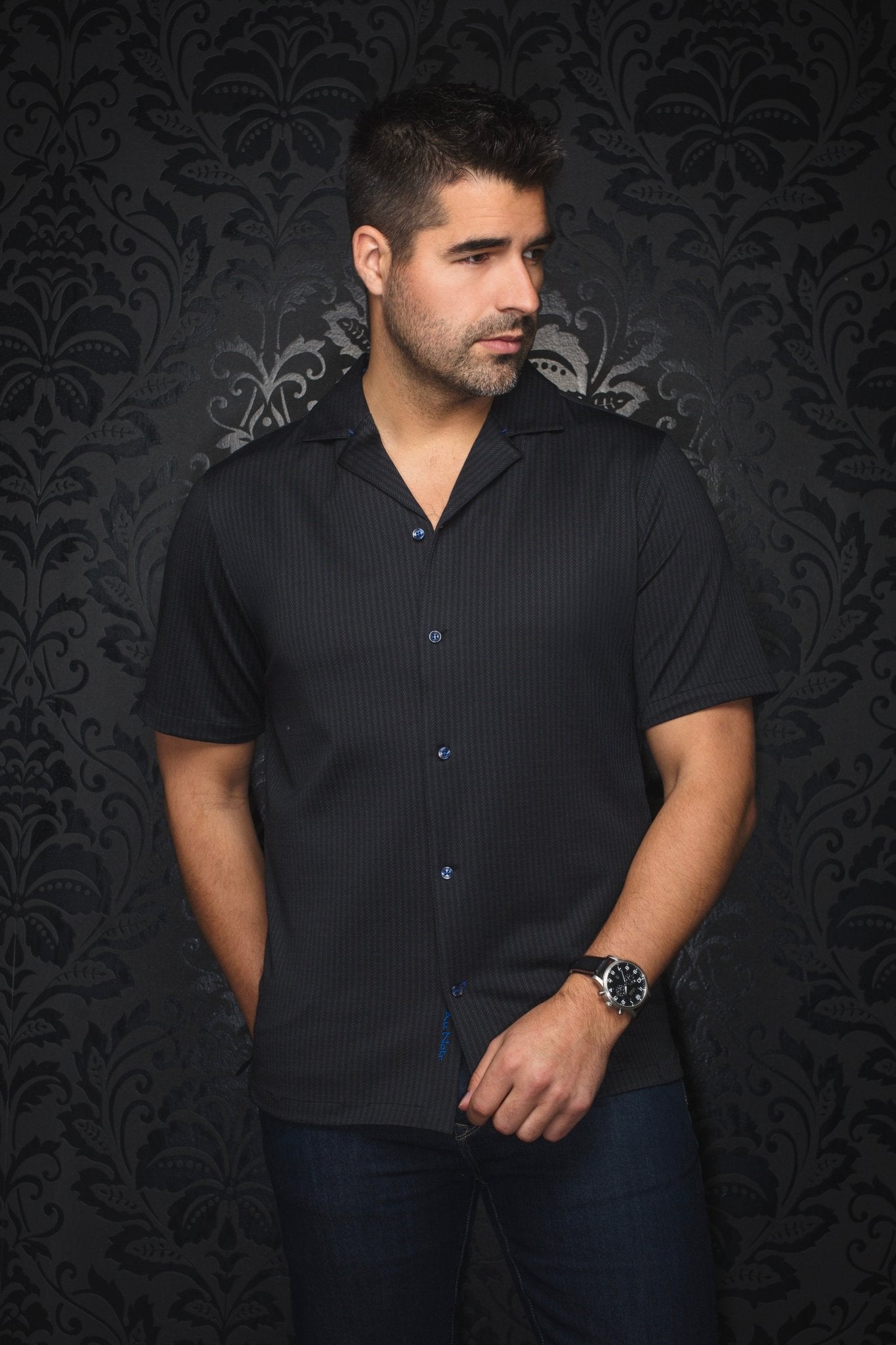 Manches Courtes Flat Collar | WAIKIKI, Black - AU NOIR